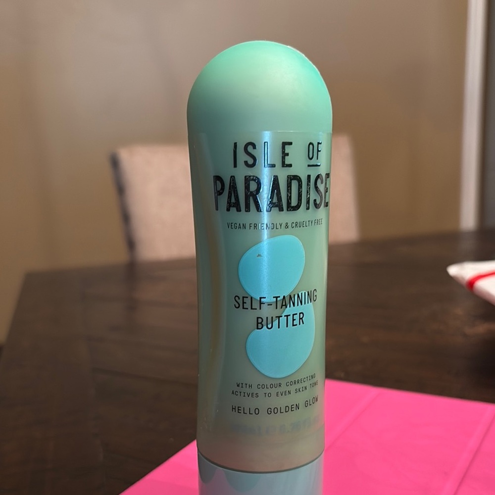 Isle of Paradise Self-Tanning Butter